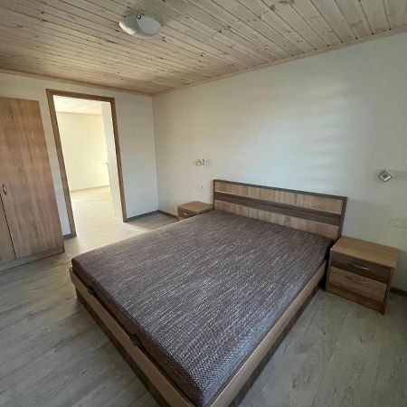 Ska Anyksciai Appartement Buitenkant foto